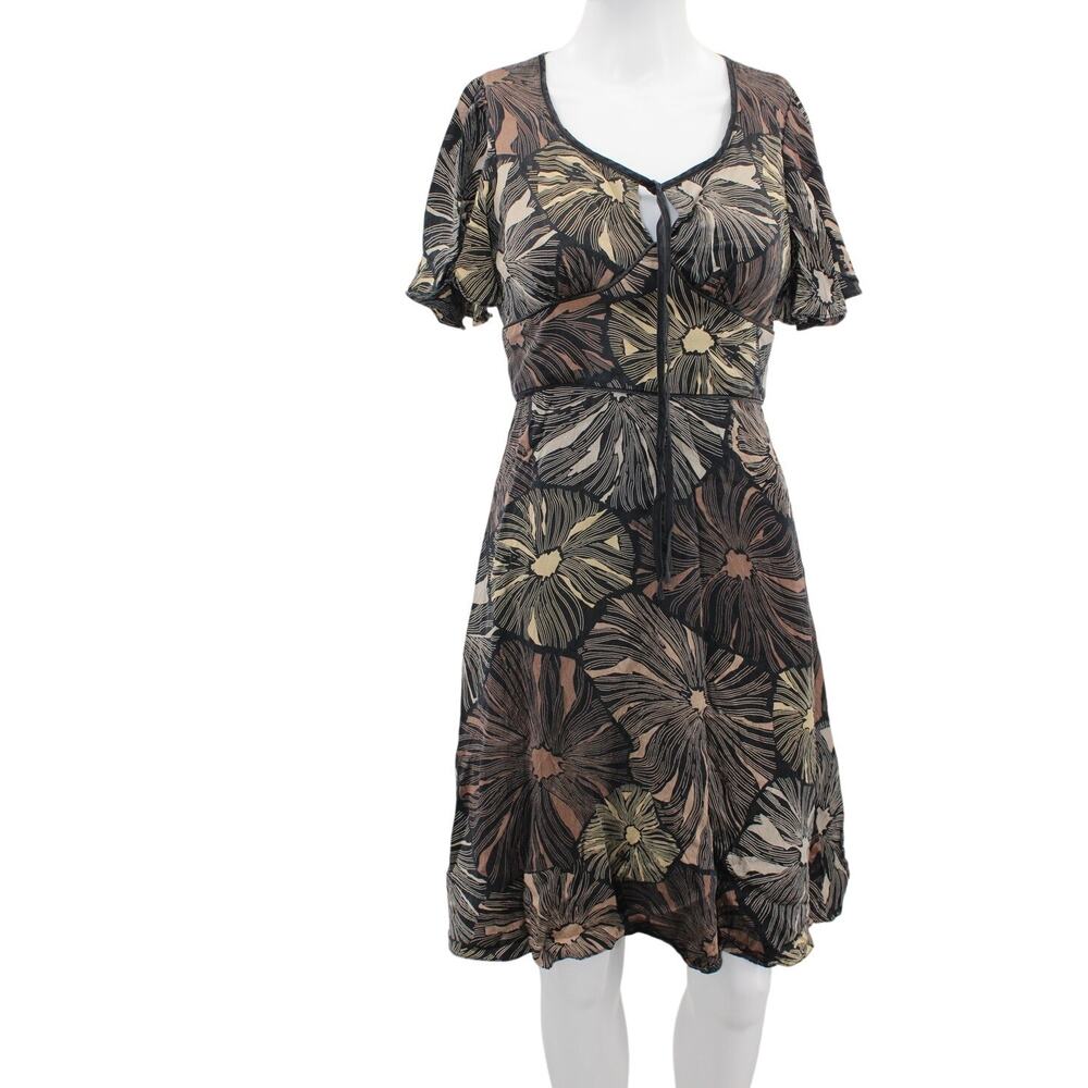 Vintage 90’s Betsey Johnson Silk Floral Neutral Flutter Sleeve Dress Size 2